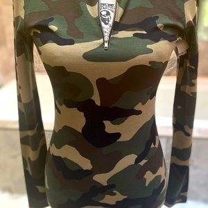 Fitted camouflage cotton dress